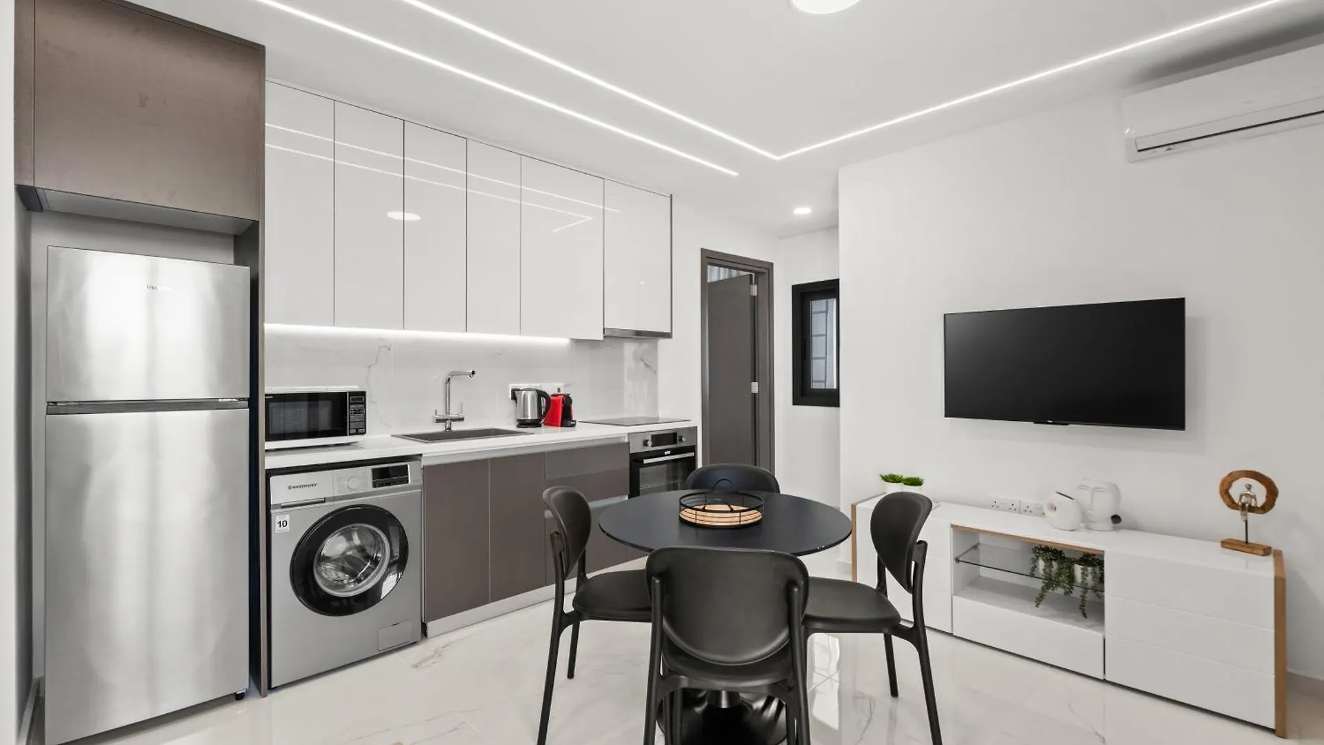 Maestro City Apartments Ларнака